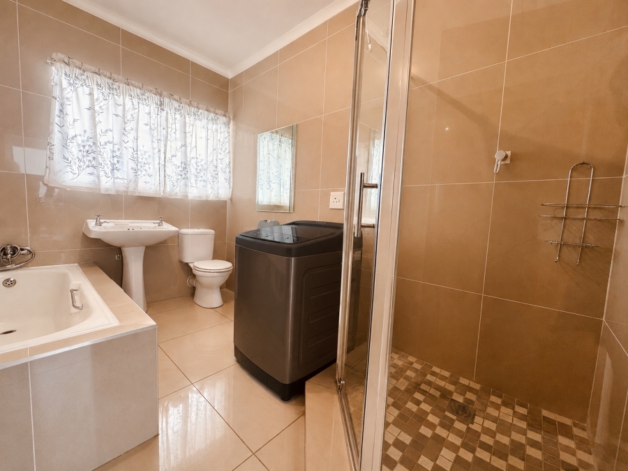 2 Bedroom Property for Sale in Songloed North West
